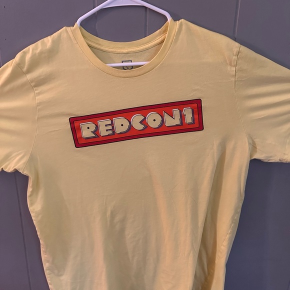 REDCON1 Yellow Pac Man Inspired XL pre-owned Nice Condition t-shirt - Picture 3 of 4